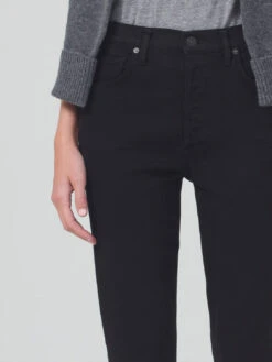 CITIZENS OF HUMANITY Jolene High Rise Slim Jean - Plush Black 11 CITIZENS OF HUMANITY Jolene High Rise Slim Jean - Plush Black -MOTHER || FRAME || RAILS Sales Store 2027 1149 JOLENE 27 PLUSH BLACK 5619 FINISHED