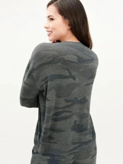 Splendid Camo Crew Top - Olive -MOTHER || FRAME || RAILS Sales Store 5700fa5f1431b4a03693757a823f297c 900x900.progressive FINISHED