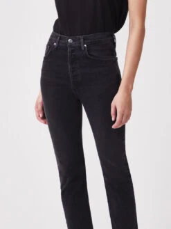 AGOLDE Riley High Rise Crop Straight Jean - Panoramic -MOTHER || FRAME || RAILS Sales Store 942x21A056 1286 RILEY PANORAMIC 037 FINISHED 21fcc517 7b7c 4737 b35e 08de17cb4918