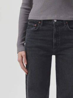 AGOLDE Harper Mid Rise Straight Jean - Hush 11 AGOLDE Harper Mid Rise Straight Jean - Hush -MOTHER || FRAME || RAILS Sales Store A9153B 1274 HARPER JEAN HUSH 0785 web 1000x 94b16564 3222 453e 8b66 86a15af0a1e6