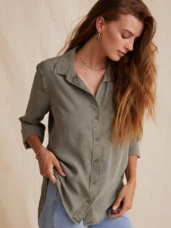 Shirt Tail Shirt - Army -MOTHER || FRAME || RAILS Sales Store B2813 654 303 3 b5425c2f f9d7 44fa 9f69 fc54cf62bf4b