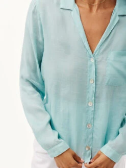 Notched Collar Shirt -MOTHER || FRAME || RAILS Sales Store B4371 E56 302 AEGEAN TEAL 02 1080x c8ff3208 6ccf 483b 8418 38ed99e32809