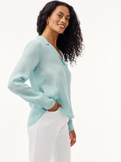 Notched Collar Shirt -MOTHER || FRAME || RAILS Sales Store B4371 E56 302 AEGEAN TEAL 03 1080x 022efe86 9dec 4184 810a f7ffe4c0c5fb