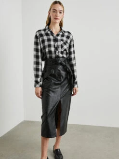 RAILS Hunter Plaid Shirt - Midnight Snow -MOTHER || FRAME || RAILS Sales Store HUNTER MIDNIGHTSNOW 4