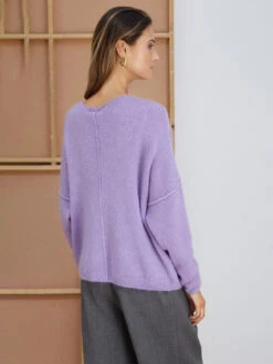 Hailey V-Neck Sweater -MOTHER || FRAME || RAILS Sales Store IMAGERESIZE 11 590x b3f14144 5d66 4fa7 a583 e1693ddb59c3