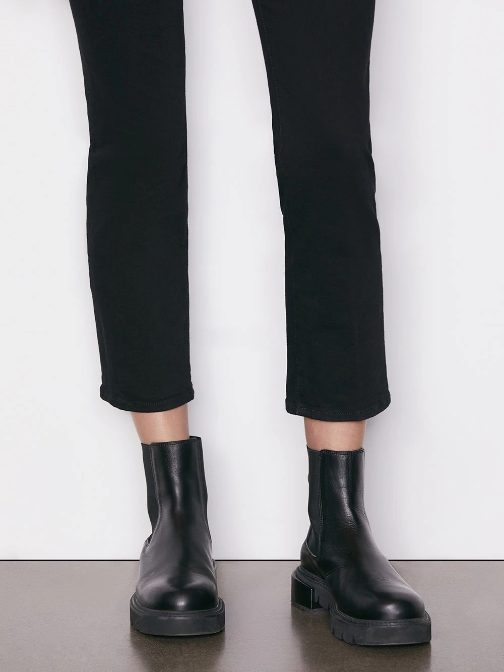 FRAME Le High Straight Jean - Film Noir 10 FRAME Le High Straight Jean - Film Noir - Image 8