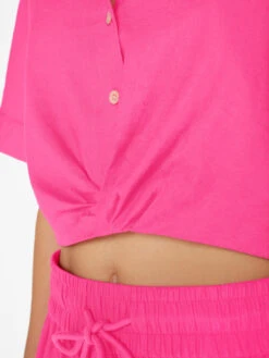 FRAME Cropped Twist Front Shirt - Flamingo -MOTHER || FRAME || RAILS Sales Store LWSH2828 FLAMINGO FRSU23EC WOMENS DAY 03 0914HR