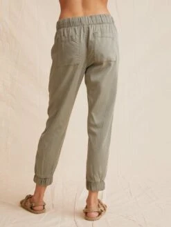 Pocket Jogger Pant - Army -MOTHER || FRAME || RAILS Sales Store W3675 626 303 SOFT ARMY 04 f7cb69f6 48f7 4766 9a34 25477ec07756