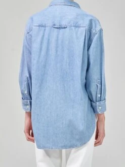 CITIZENS OF HUMANITY Kayla Shirt -MOTHER || FRAME || RAILS Sales Store ezgif.com gif maker 11 36a339c2 762f 4e4f a81f a0467c47e5d1