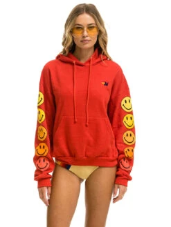MOTHER || FRAME || RAILS Sales Store -MOTHER || FRAME || RAILS Sales Store smiley sunset relaxed pullover hoodie red hoodie aviator nation 870505 3000x 796f831d 1bf6 4722 9975 e935925059f6